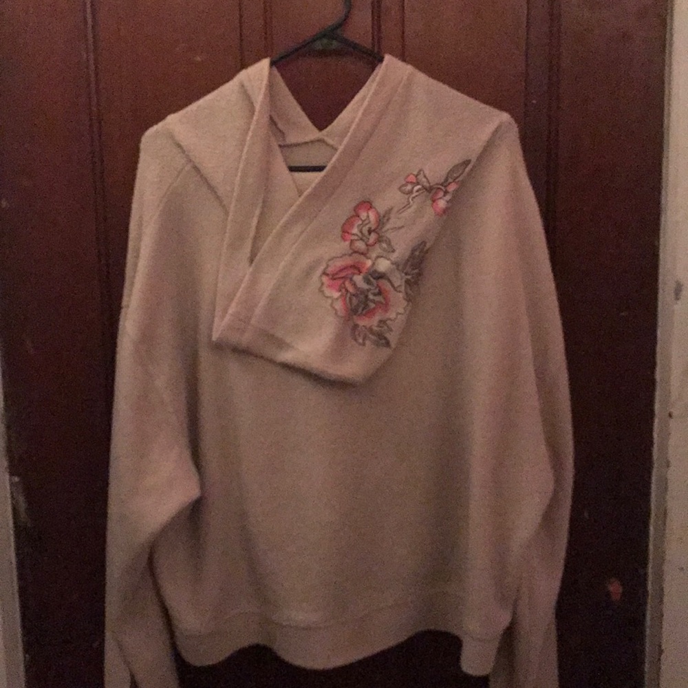 Rue21 flower embroidered hoodie crop top